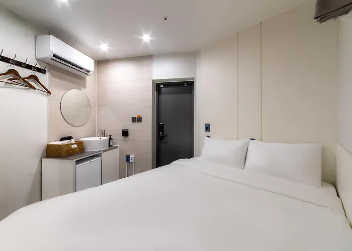 Oreum Dongdaemun Hotel