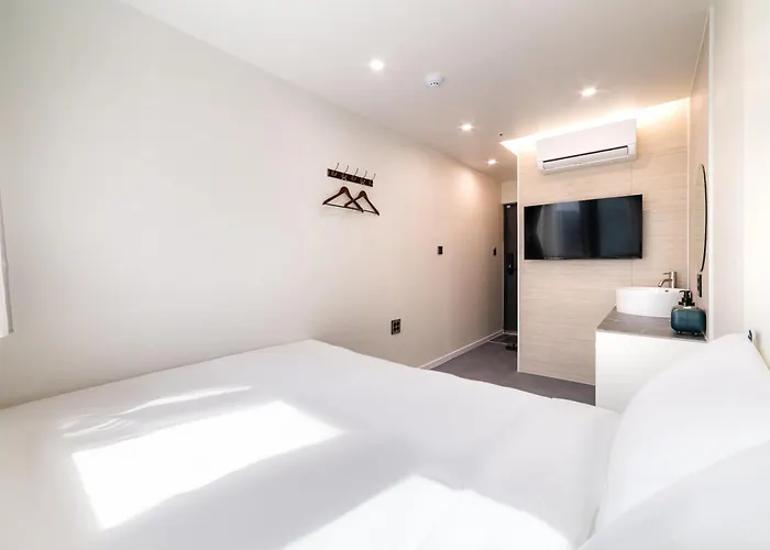 Oreum Dongdaemun 2*