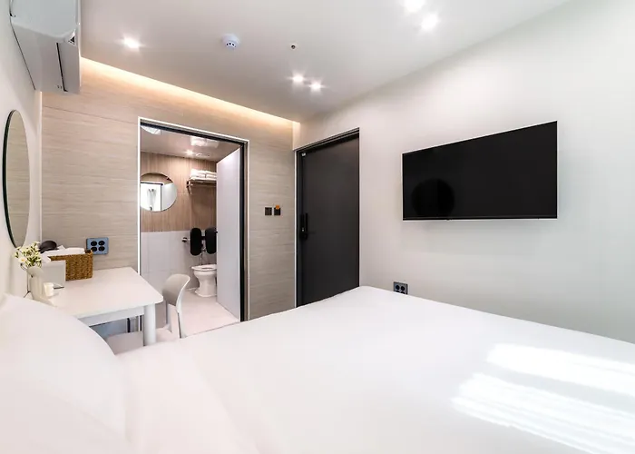 Oreum Dongdaemun Hotel 2*