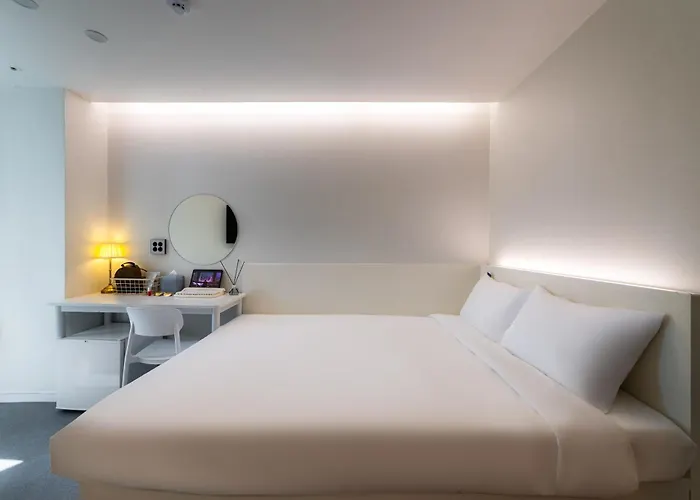 Oreum Dongdaemun 2*