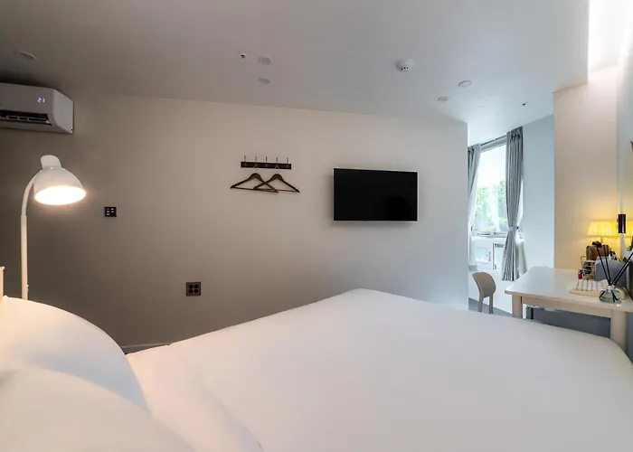 Oreum Dongdaemun Hotel 2*